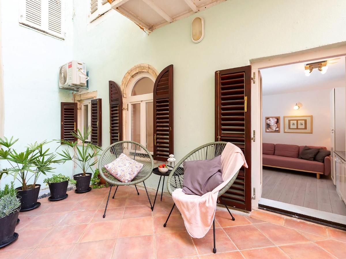 Apartment Anika Old Town โปเรช ภายนอก รูปภาพ